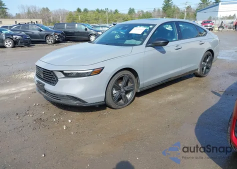 2024 Honda Accord Hybrid Sport-L z USA, uszkodzony, nr VIN 1HGCY2F73RA057842